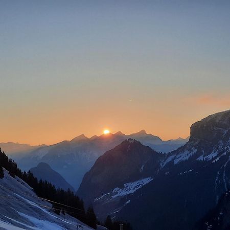 Готель Berggasthaus Gitschenen Isenthal Екстер'єр фото