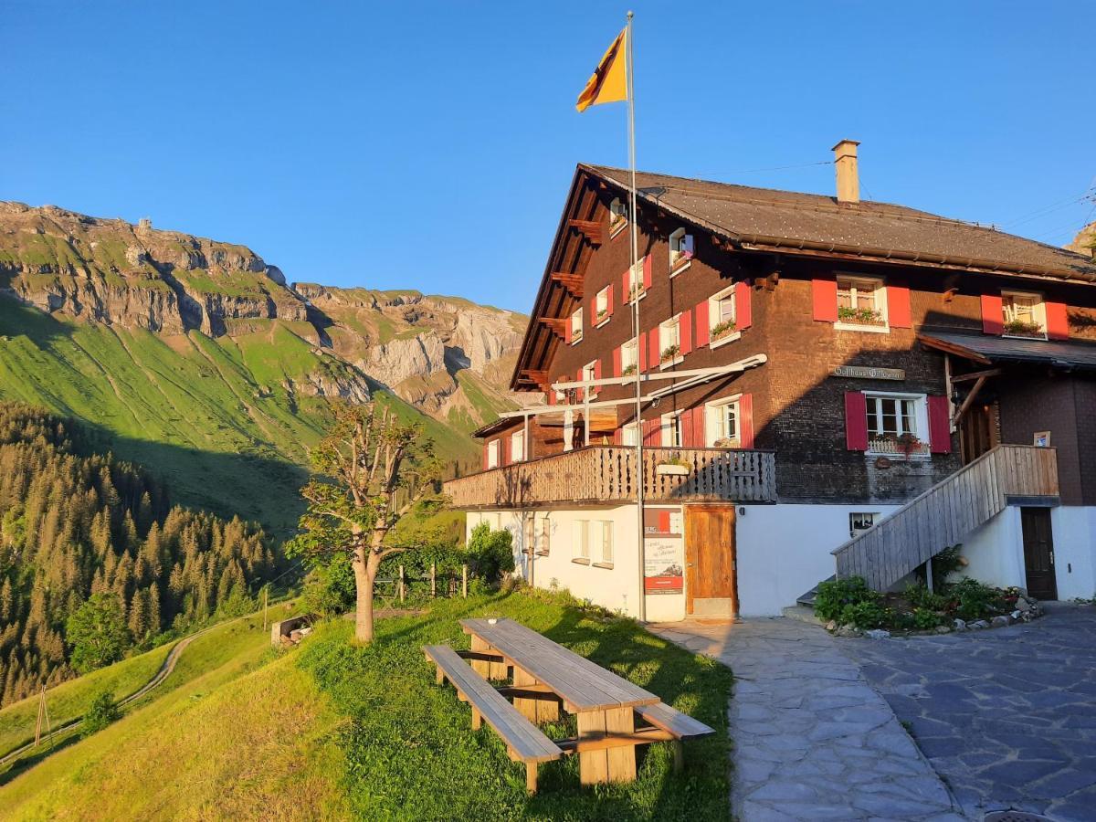 Готель Berggasthaus Gitschenen Isenthal Екстер'єр фото