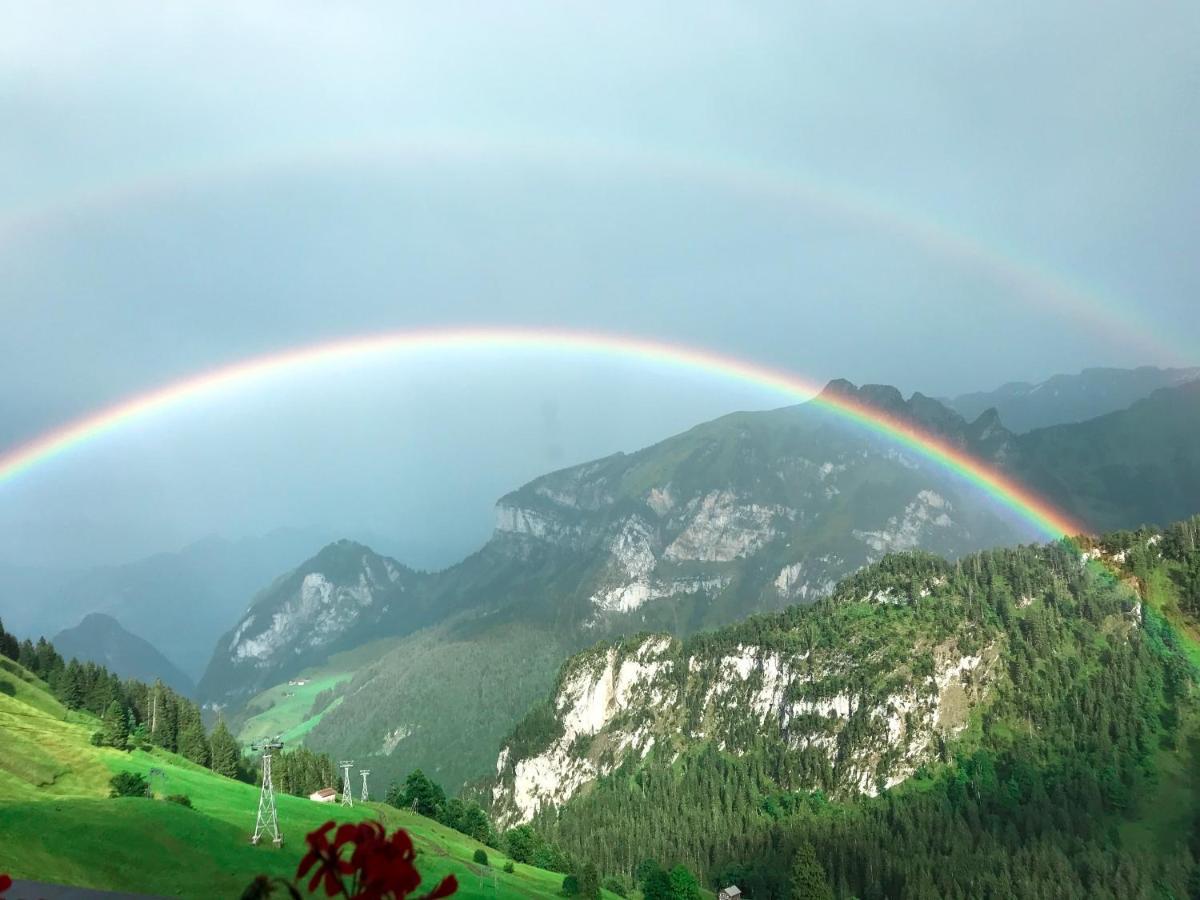 Готель Berggasthaus Gitschenen Isenthal Екстер'єр фото